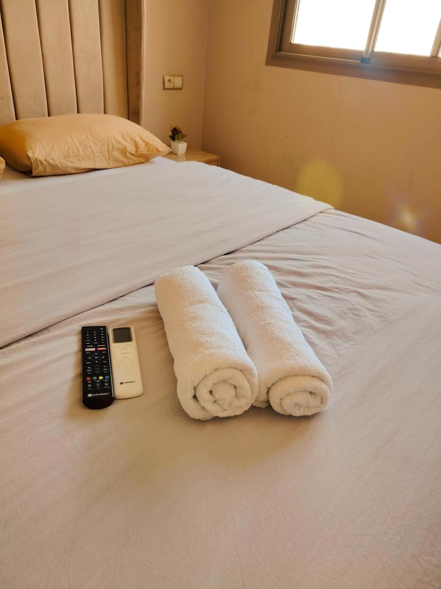 Super Totalement Neuf A Cote De Marjane Avec La Climatisation Et Wifi