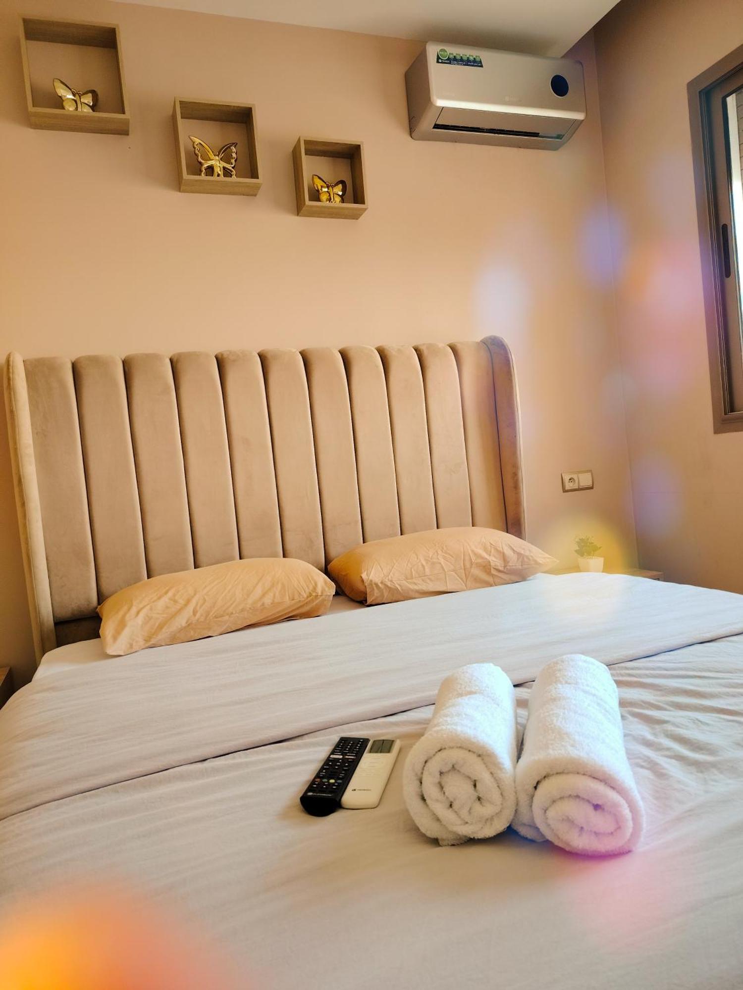 Super Totalement Neuf A Cote De Marjane Avec La Climatisation Et Wifi Apartamento Tánger